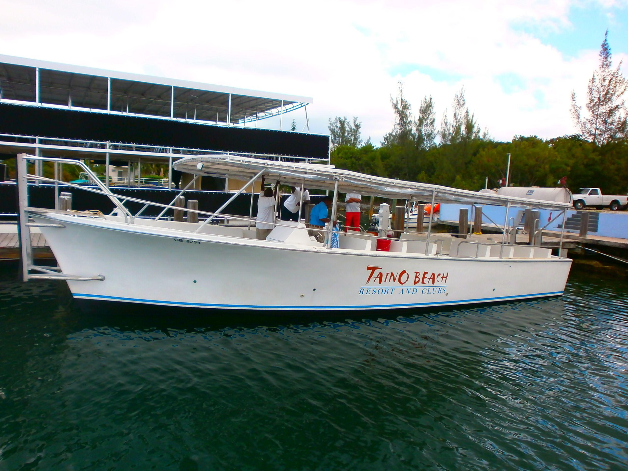 Flamingo Bay Hotel & Marina Freeport Bagian luar foto