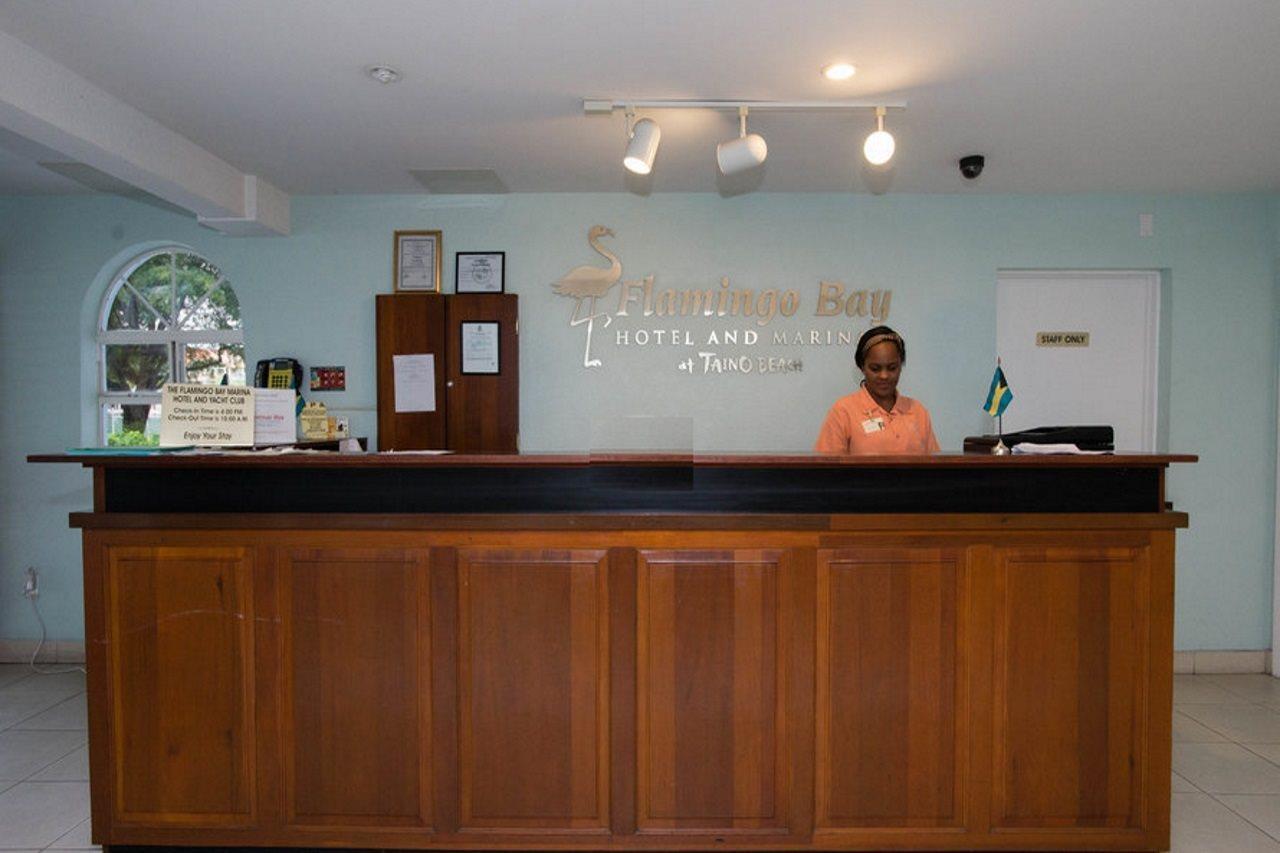 Flamingo Bay Hotel & Marina Freeport Bagian luar foto