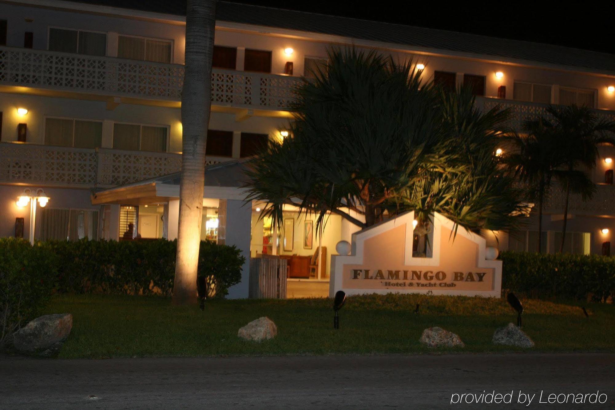 Flamingo Bay Hotel & Marina Freeport Bagian luar foto