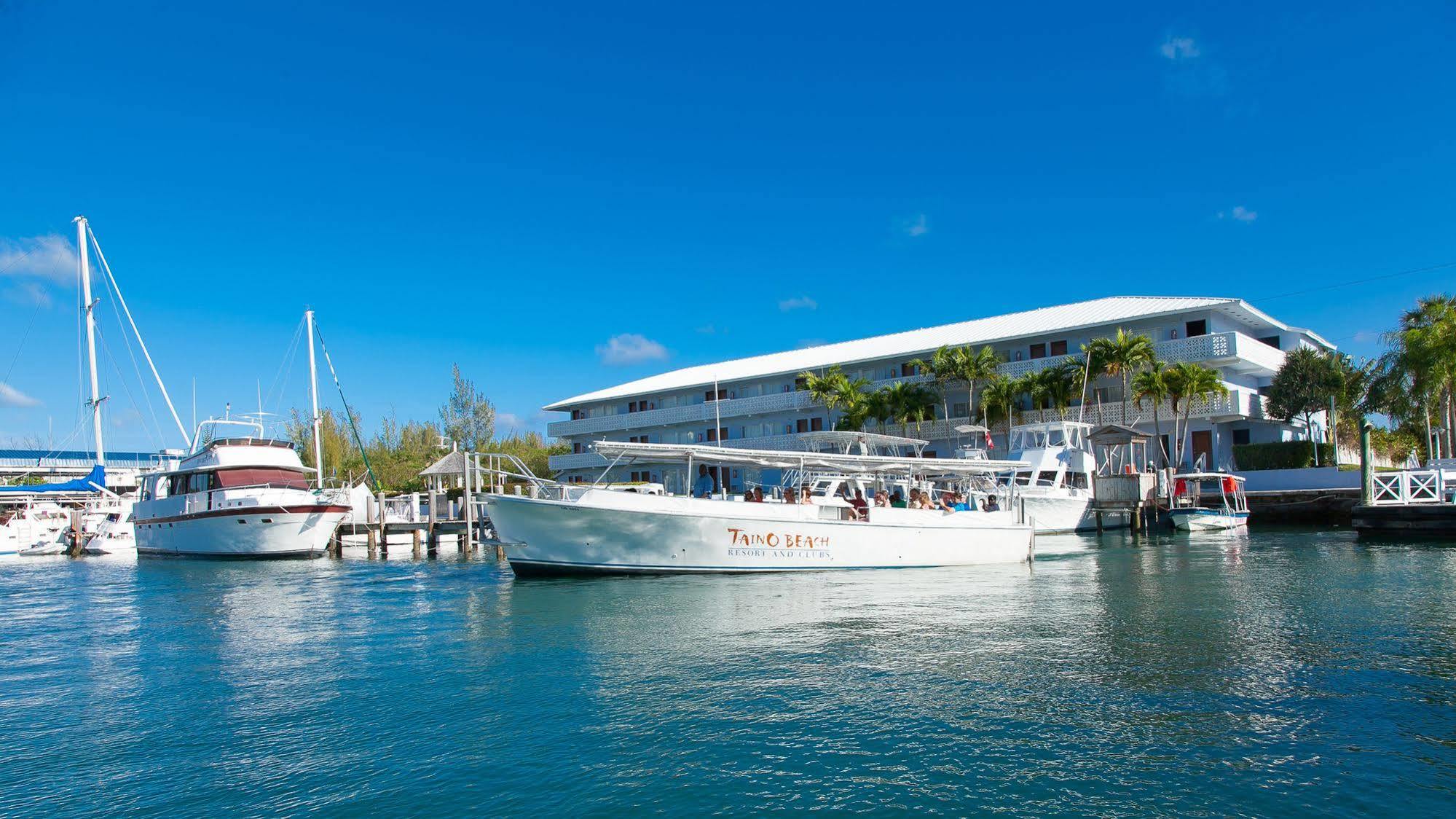 Flamingo Bay Hotel & Marina Freeport Bagian luar foto